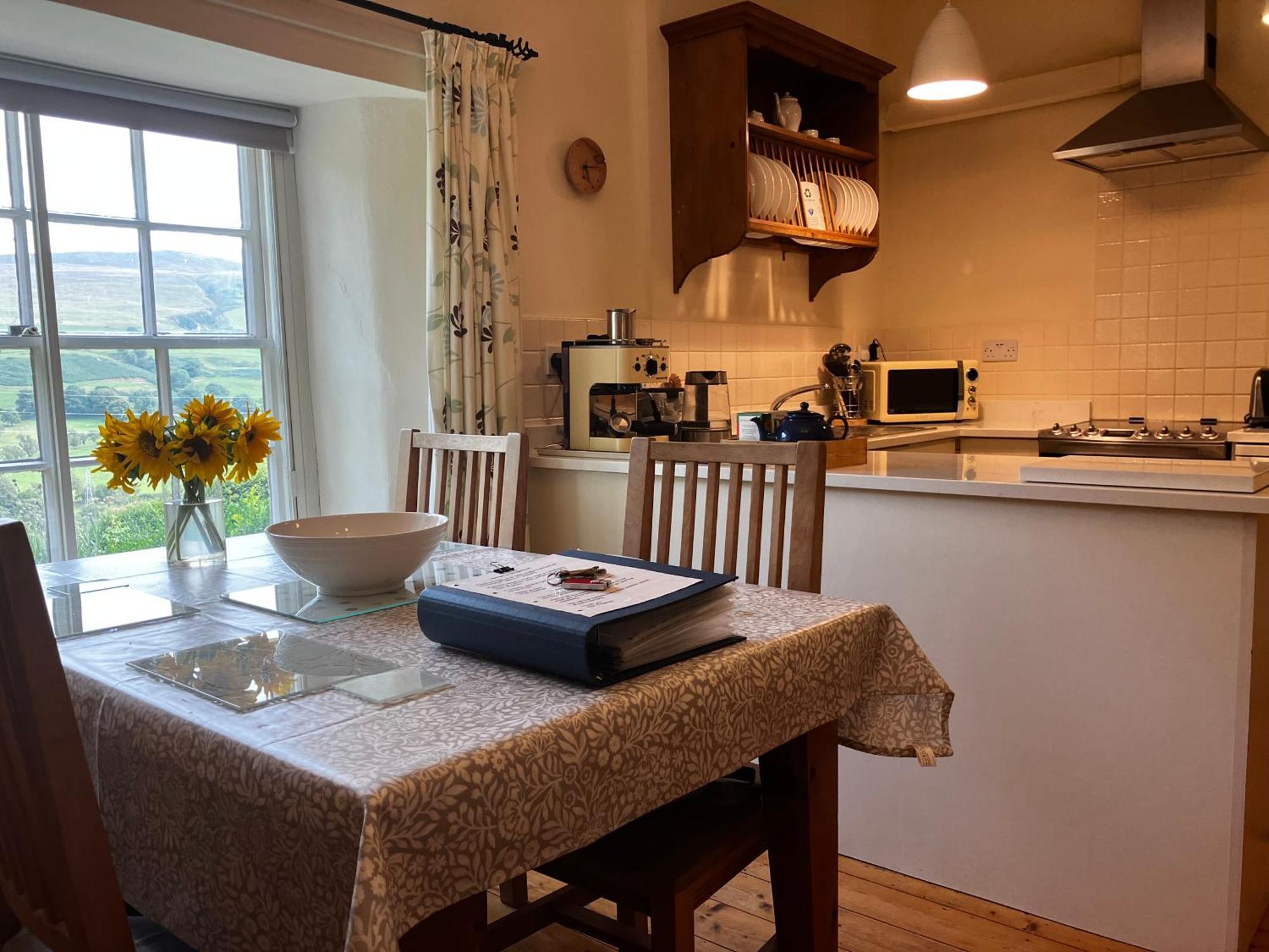 Plas Yn Yale With Mountain Views From All Windows Wrexham Exteriér fotografie